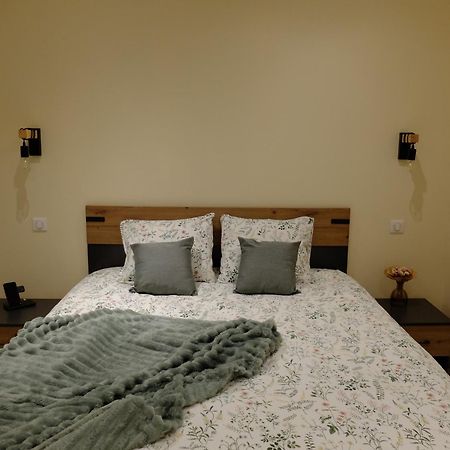 Gite De Mam'S - Voie Verte バゼイユ エクステリア 写真